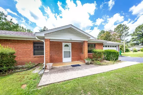Exterior - 201 W Carmichael, Cabot, AR 72023 photo 3 of 11