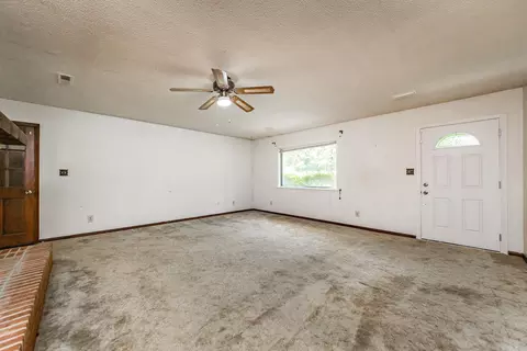 Living - 201 W Carmichael, Cabot, AR 72023 photo 3 of 5
