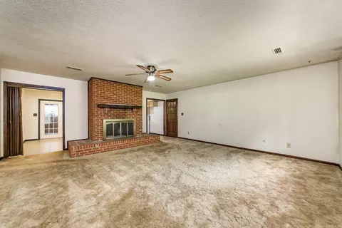 Living - 201 W Carmichael, Cabot, AR 72023 photo 1 of 5