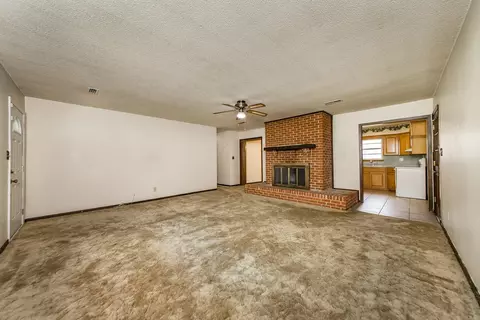 Living - 201 W Carmichael, Cabot, AR 72023 photo 4 of 5