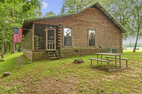 8 Iveon Clay Ln, Pangburn, AR 72121