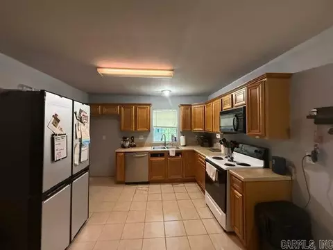 Kitchen - 2309 Neeley St, Benton, AR 72015 photo 3 of 3