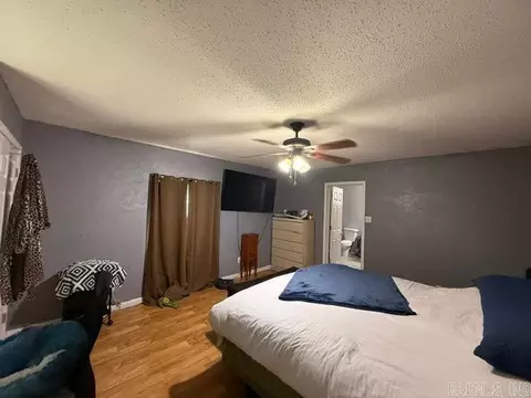Bedroom - 2309 Neeley St, Benton, AR 72015 photo 2 of 4