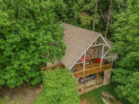 236 Lakedwellers Rd, Fairfield Bay, AR 72088