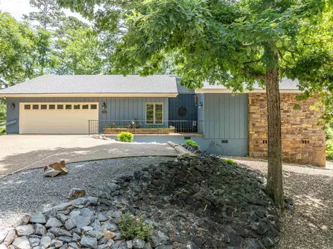 54 Ferdinand Way, Hot Springs Village, AR 71909