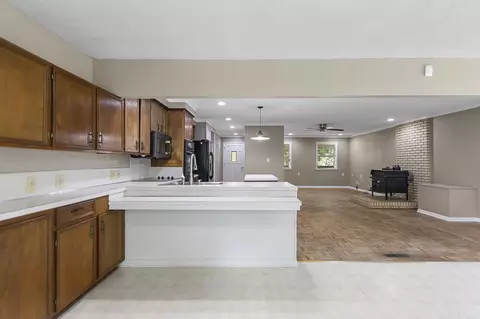 21912 Whippoorwill, Bauxite, AR 72011 photo 9