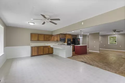 21912 Whippoorwill, Bauxite, AR 72011 photo 10