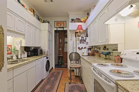 Kitchen - 12 Westridge, Pine Bluff, AR 71601 photo 4 of 4