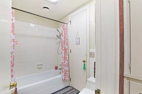 Bath - 12 Westridge, Pine Bluff, AR 71601 photo 1 of 1