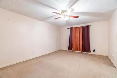 Bedroom - 9 La Salle Cv, Pine Bluff, AR 71603 photo 3 of 5
