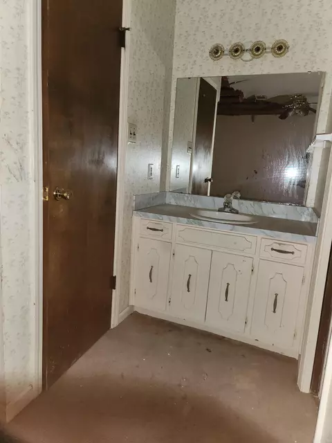 Bath - 9 La Salle Cv, Pine Bluff, AR 71603 photo 6 of 6
