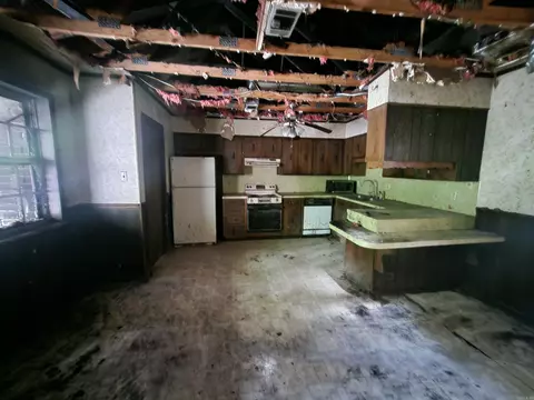 Entry Way - 9 La Salle Cv, Pine Bluff, AR 71603 photo 2 of 7