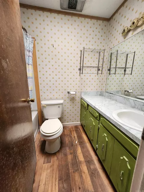 Bath - 9 La Salle Cv, Pine Bluff, AR 71603 photo 1 of 6