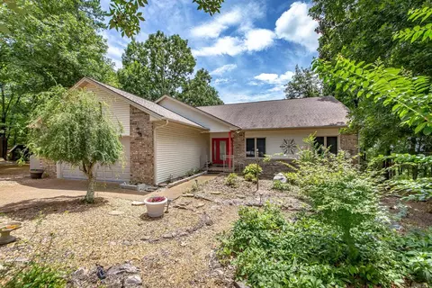 103 Tanglewood Cir, Fairfield Bay, AR 72088