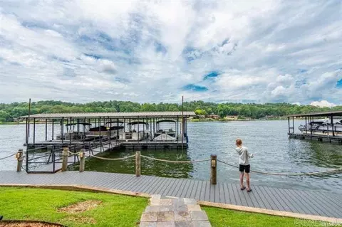 451 Lakeland Dr #H1, Hot Springs National Park, AR 71913