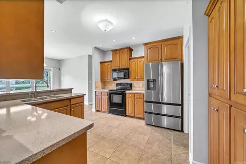 Kitchen - 691 Hwy 321, Beebe, AR 72012 photo 5 of 10