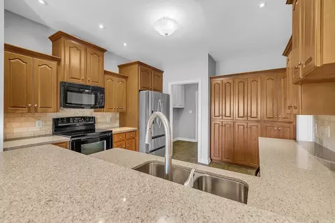 Kitchen - 691 Hwy 321, Beebe, AR 72012 photo 3 of 10