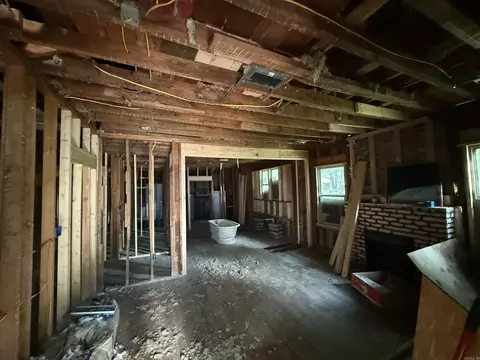 Entry Way - 3000 S Poplar St, Pine Bluff, AR 71603 photo 1 of 4