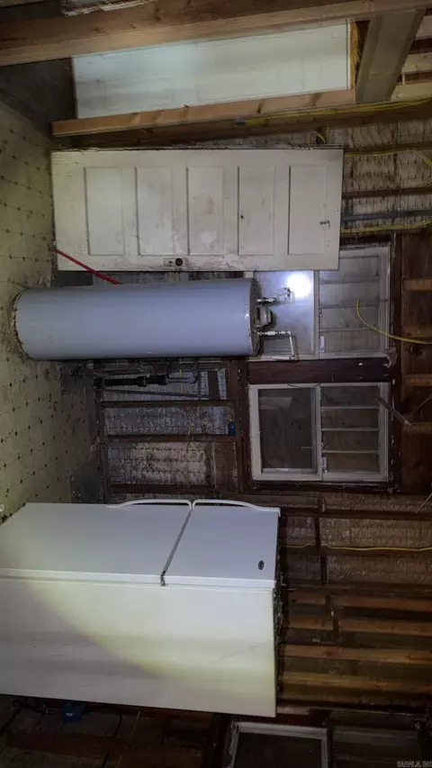 Kitchen - 3000 S Poplar St, Pine Bluff, AR 71603 photo 1 of 1
