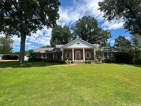 1700 Lewallen St, Pocahontas, AR 72455