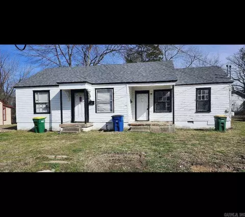 122 124 College Park Cir, North Little Rock, AR 72114