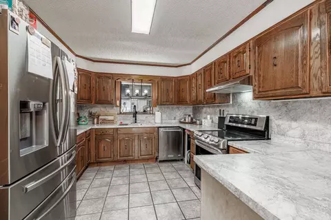 Kitchen - 3701 Privatewood Rd, Pine Bluff, AR 71603 photo 2 of 3