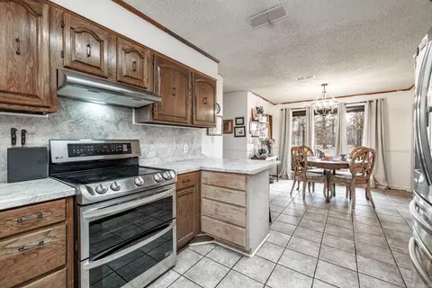 Kitchen - 3701 Privatewood Rd, Pine Bluff, AR 71603 photo 3 of 3