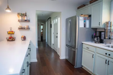 Entry Way - 1 Summitt Cir, Searcy, AR 72143 photo 2 of 3