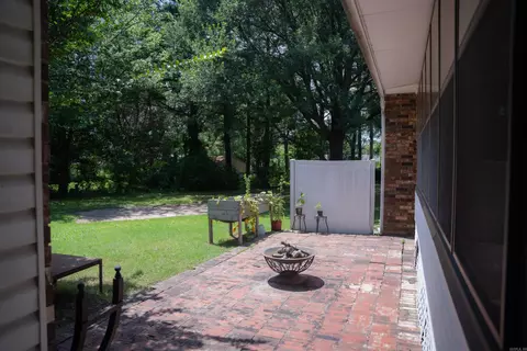 Exterior - 1 Summitt Cir, Searcy, AR 72143 photo 8 of 11