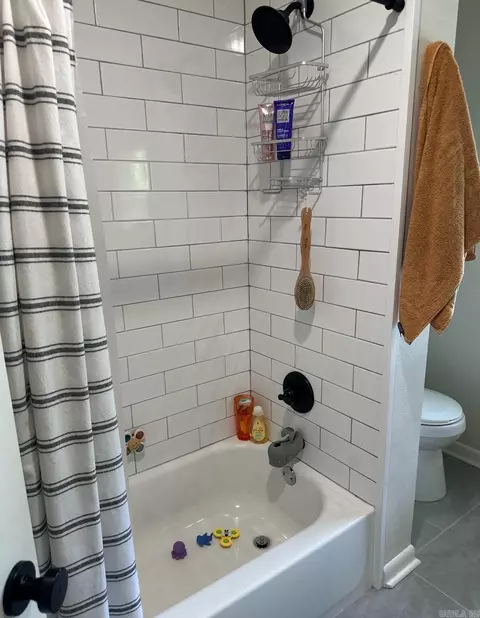 Bath - 1 Summitt Cir, Searcy, AR 72143 photo 6 of 6