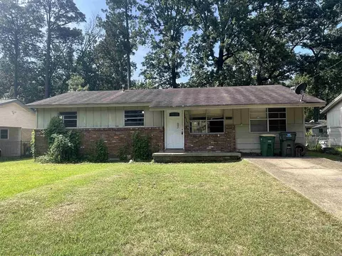 6909 Fairfield Dr, Little Rock, AR 72209