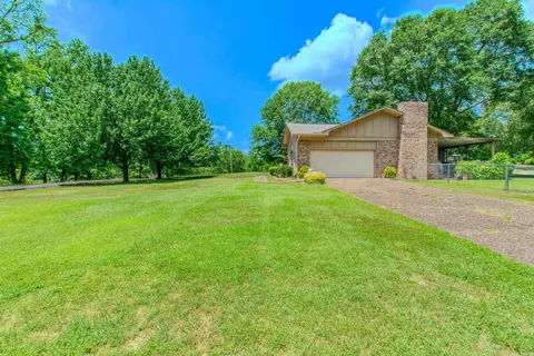 Exterior - 7014 Red Oak Dr, Benton, AR 72019 photo 5 of 18