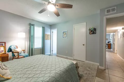 Bedroom - 7014 Red Oak Dr, Benton, AR 72019 photo 5 of 5