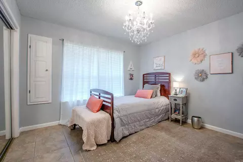 Bedroom - 7014 Red Oak Dr, Benton, AR 72019 photo 1 of 5
