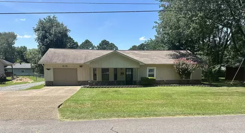 424 Lee St, Heber Springs, AR 72543