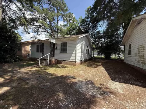 2306 Barkman St, Arkadelphia, AR 71923
