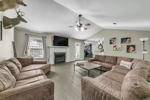 Living - 33 Oak Brook Dr, Cabot, AR 72023 photo 1 of 4