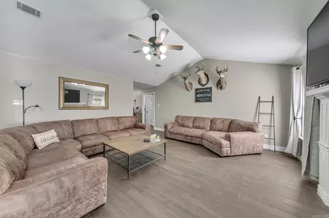 Living - 33 Oak Brook Dr, Cabot, AR 72023 photo 2 of 4