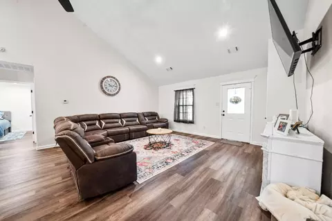 Entry Way - 120 Christina Ln, Beebe, AR 72012 photo 1 of 1