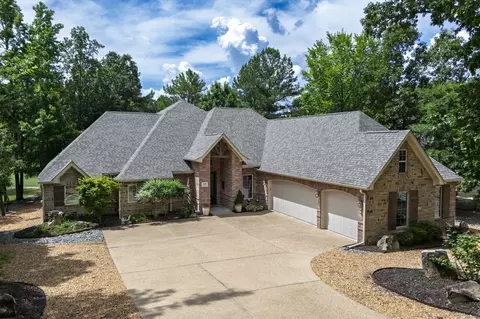 218 Pizarro Dr, Hot Springs Village, AR 71909