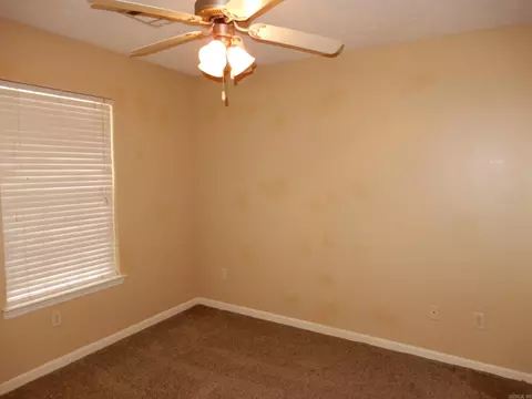 Bedroom - 83 Willow Lk, Ward, AR 72176 photo 4 of 7