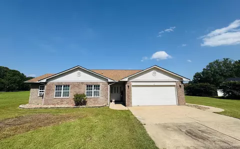 11 Hickory Ln, Clarksville, AR 72830