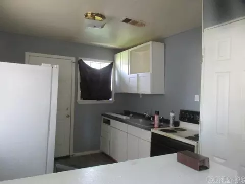 Kitchen - 2002 S Maple St, Pine Bluff, AR 71601 photo 1 of 1