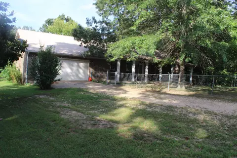 256 Grand Central Dr, Marshall, AR 72650