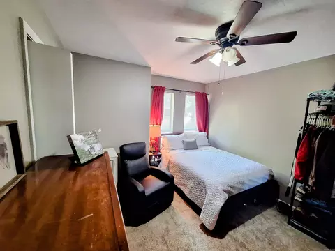 Bedroom - 2102 West St, Conway, AR 72032 photo 3 of 3