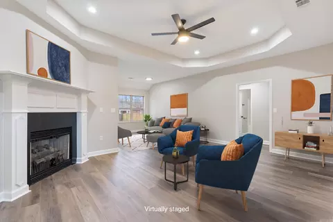 Living - 4 Bishop Ln, Conway, AR 72032 photo 1 of 9