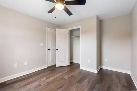 Bedroom - 4 Bishop Ln, Conway, AR 72032 photo 10 of 10