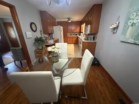 Dining - 1104 W Center St, Beebe, AR 72012 photo 1 of 1