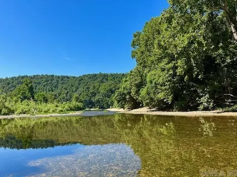 000 Grandpa Jones Rd, Mountain View, AR 72560