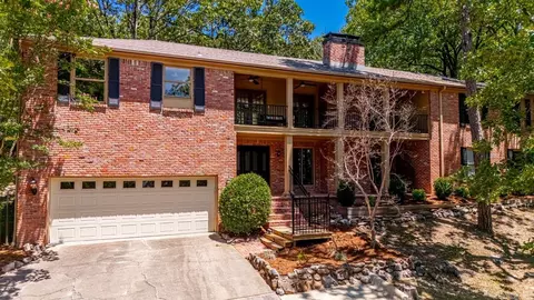 18 El Dorado Dr, Little Rock, AR 72212